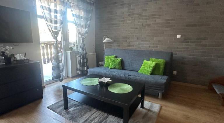 Szklarska Poreba dwupoziomowy, duzy apartament z garazem i sauna in Szklarska Poreba