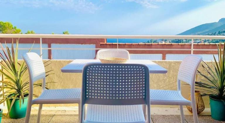 Lovely rental apartment with pool | Beach nearby | Pets are welcome — photo 5