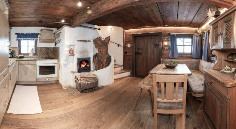 Chalet | Ski nearby | Pets are welcome — photo 2