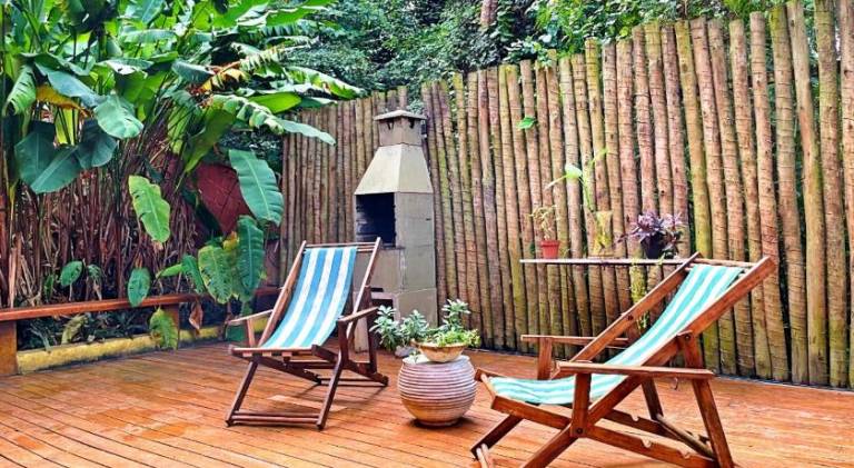 Apartment with yard & grill — photo 5
