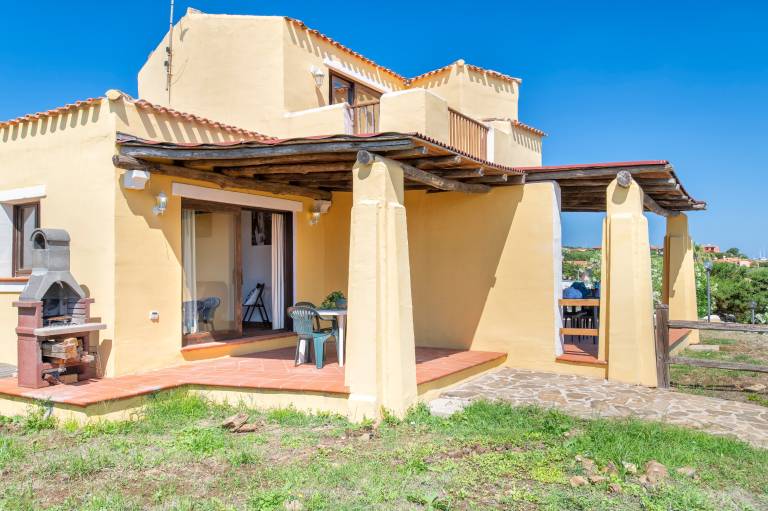 Villa "Giada" with Sea View, Garden and Terrace — photo 2