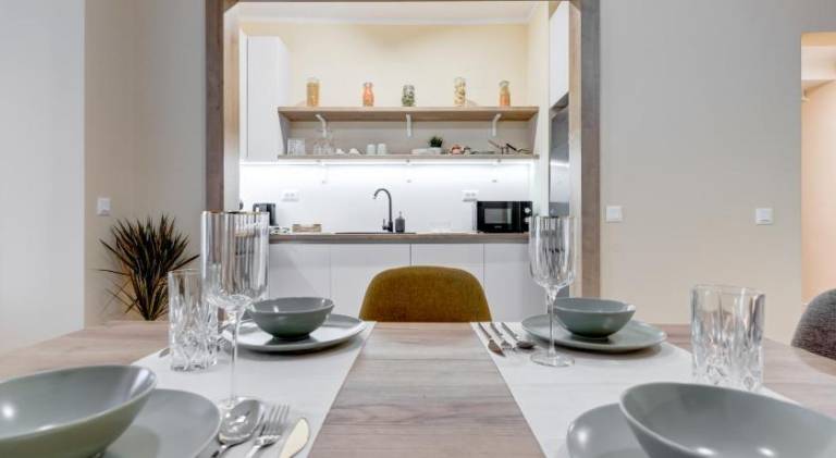 Apartment | Near Alexander Nevsky Cathedral | Pet-friendly — photo 4