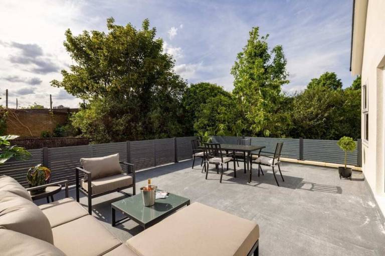 Apartment Wimbledon