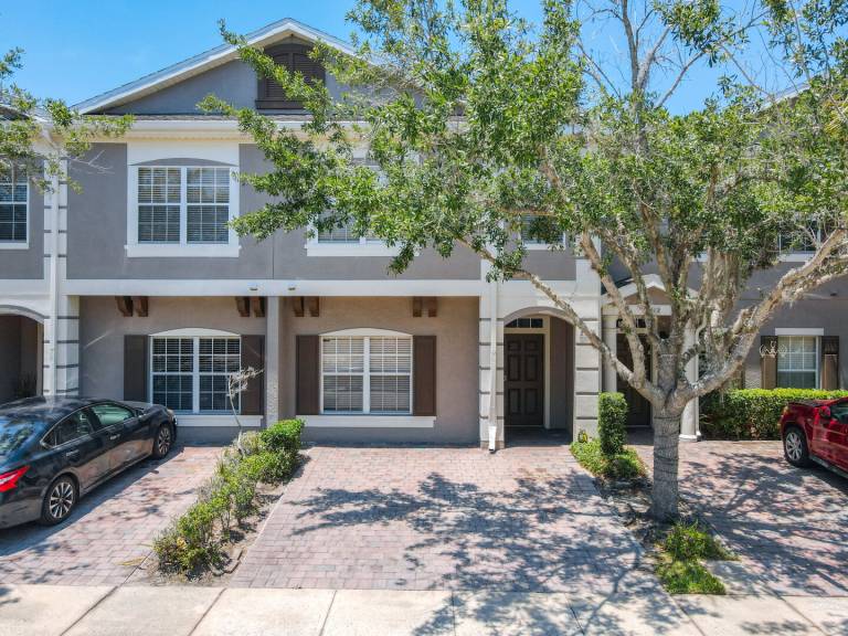 House with jacuzzi, barbecue & heated pool in Kissimmee, FL