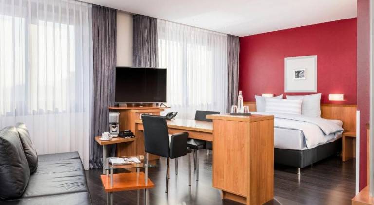 Hotel Wolfsburg Centrum Affiliated by Melia — photo 2