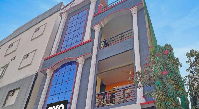 Hotel O R Square