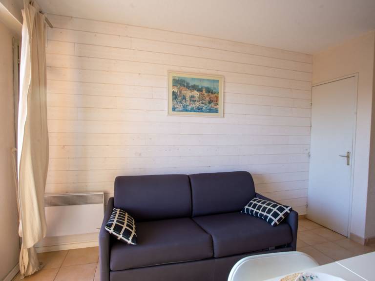 Charming holiday apartment with pool & yard | Close to the beach | Pets allowed — photo 3