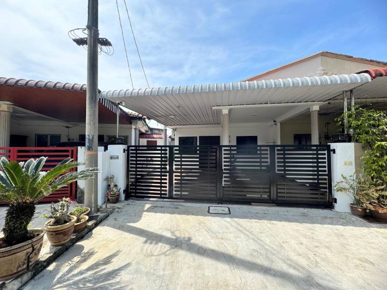 2100 m² Ferienhaus
