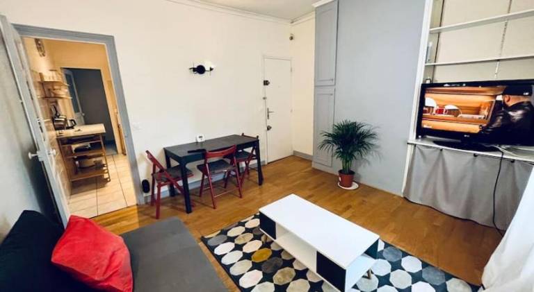 Rental apartment with 1 room for 3 persons in Fontainebleau
