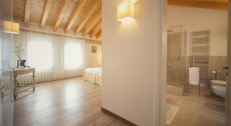 House with garden, patio & private pool — photo 2