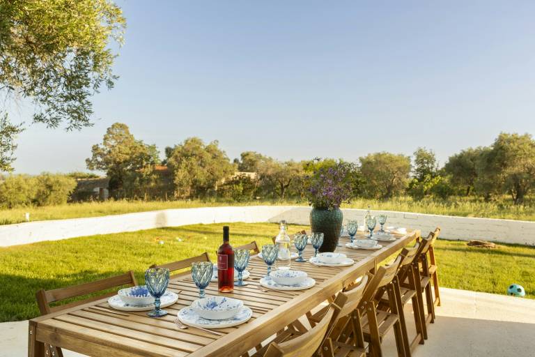 Family-friendly vacation home with private pool, terrace & yard | Sea view | Suitable for remote work | Pets are welcome — photo 2