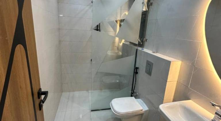 145 m&sup2; Apartment mit Hotelservice