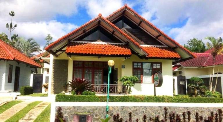300 m&sup2; Villa