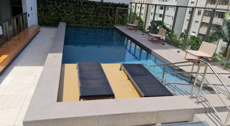 Rental apartment with pool — photo 2
