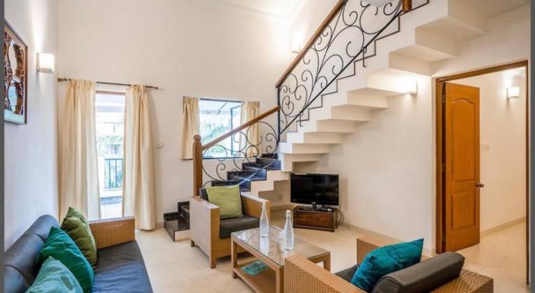 Family-oriented pleasant rental apartment with grill, pool & terrace | Dogs allowed — photo 3