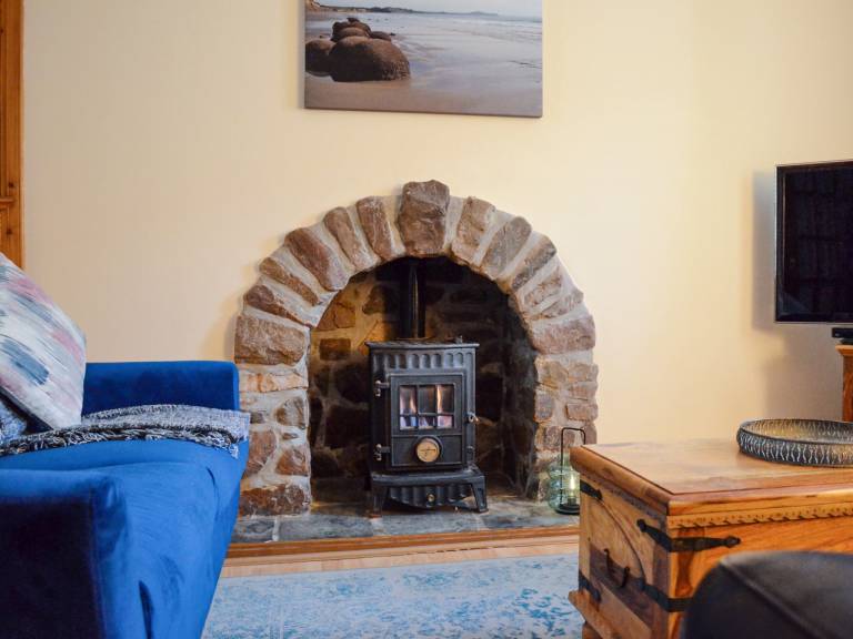 Cottage Buckie