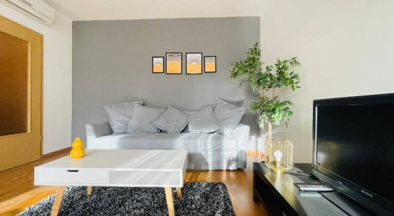 Holiday apartment | Near St. Stephen's Basilica | Pets are welcome — photo 2