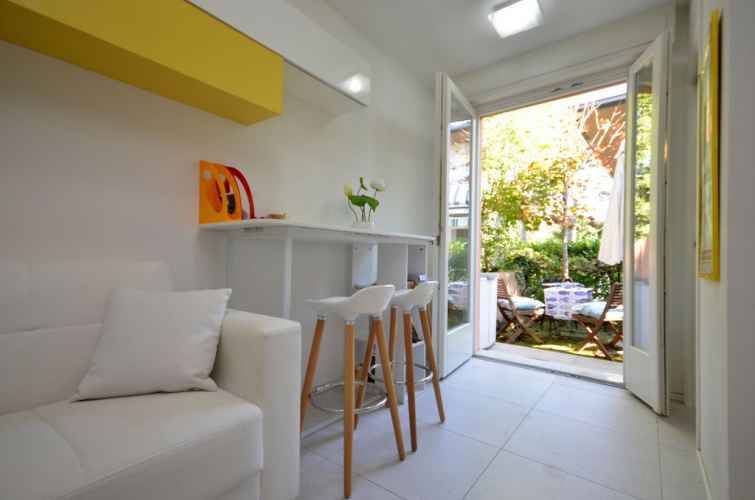 Lovely rental apartment with patio & garden | Pet-friendly — photo 4