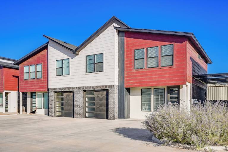 Apartment Canyon