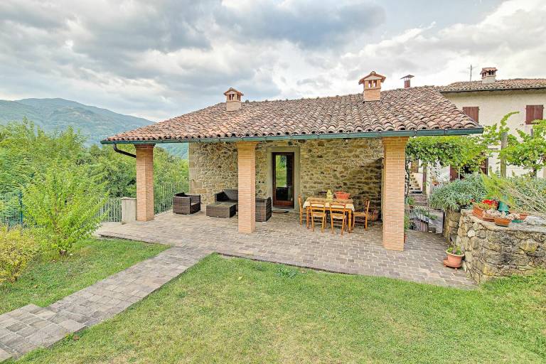 Villa with patio, barbeque & yard — photo 5