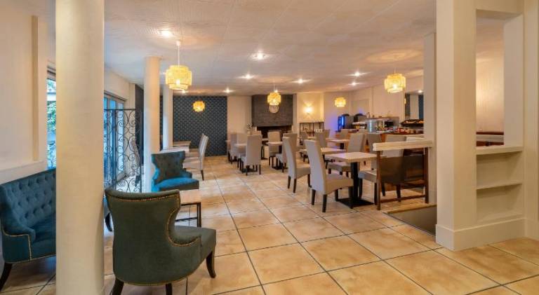 Sure Hotel by Best Western Angouleme — photo 2