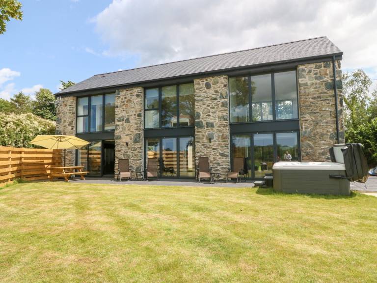 Cottage Bangor