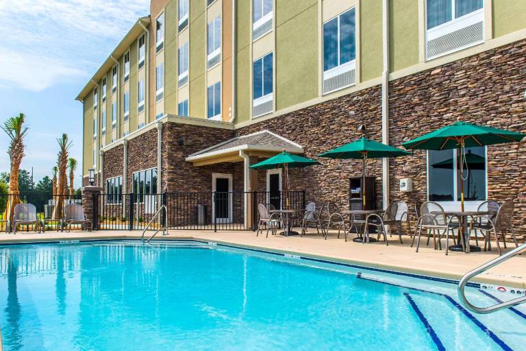 Comfort Inn & Suites Valdosta I-75 — photo 3