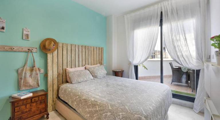 Fully equipped beautiful rental apartment with terrace, garden & pool | Perfect for remote work | Pets are welcome in El Puerto de Santa María