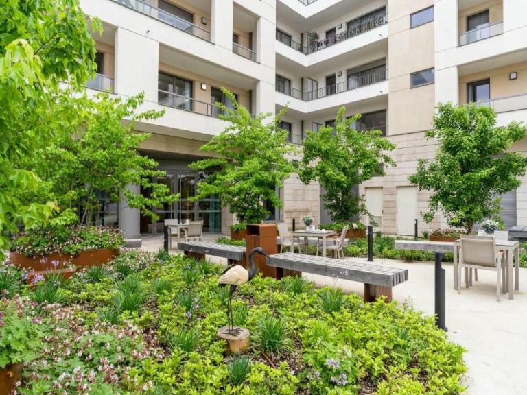 Zenao Appart'hotels Saint-Maur-des-Fosses in Creteil