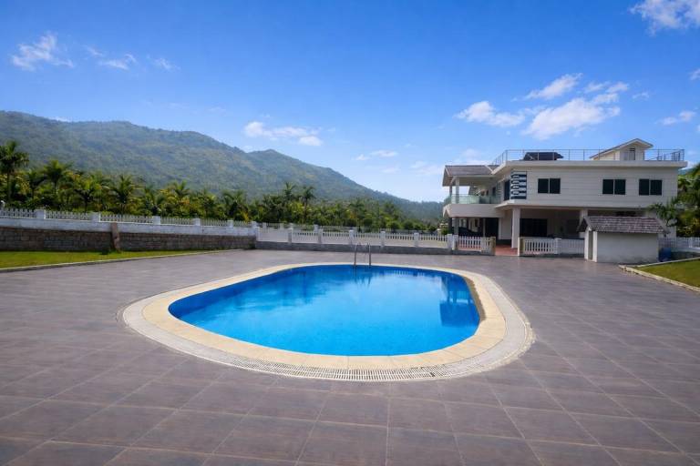 Mountain Escape Hillside Private Estate Villa — photo 4