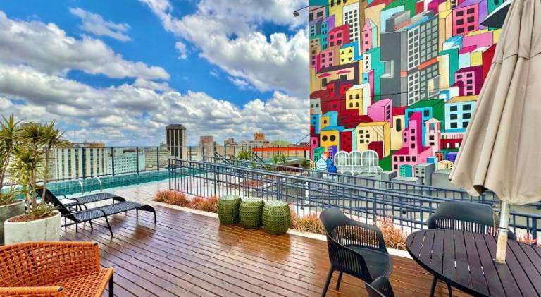 Log Centro Passeio Publico - Apartamentos by Urooms — photo 2
