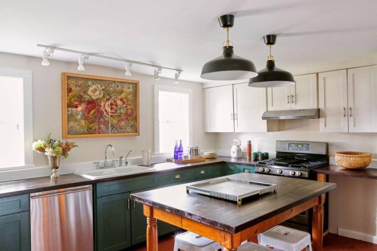 Kingston Carriage House — photo 4
