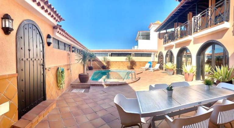 Villa with patio & private pool | Suitable for remote work | Pet-friendly — photo 4