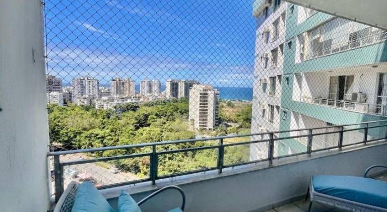 Holiday apartment with pool in Rio de Janeiro