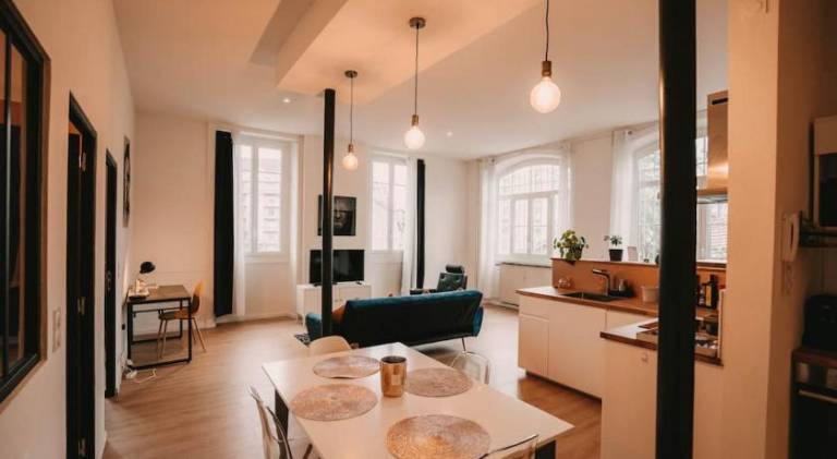 Rental apartment with sauna & jacuzzi in Besancon