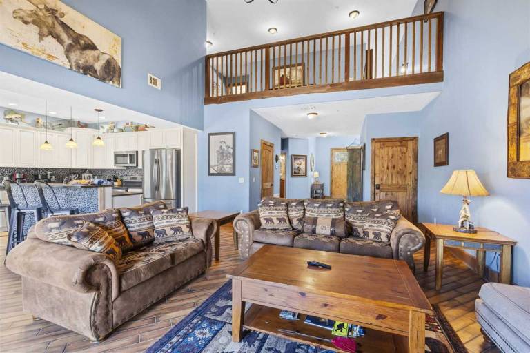 Vacation home with pool & barbecue in Branson, MO