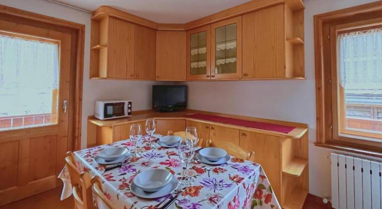 Holiday apartment with 2 rooms for 5 persons — photo 5
