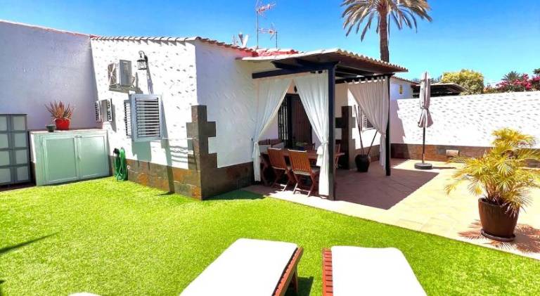 House with pool & patio in San Bartolomé de Tirajana