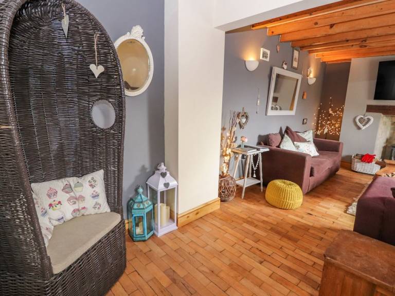 Cottage Chirk