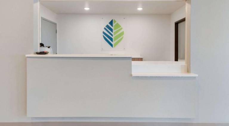 WoodSpring Suites Meridian — photo 3