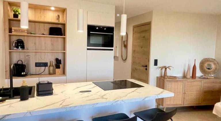 Fully equipped pleasant holiday apartment with garden, private pool & patio | Beach nearby | Good for workation | Pet-friendly in Cogolin