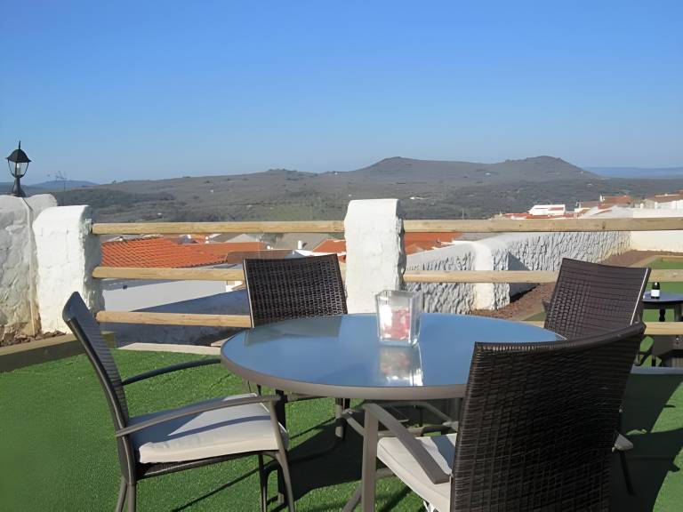House with barbeque, terrace & garden — photo 3