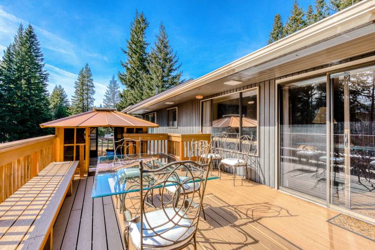House Mount Hood