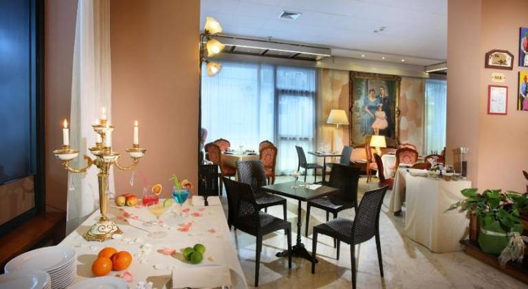 Hotel Ambrosiano — photo 4