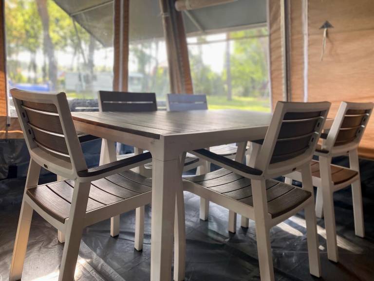 Cabin with terrace & garden — photo 4