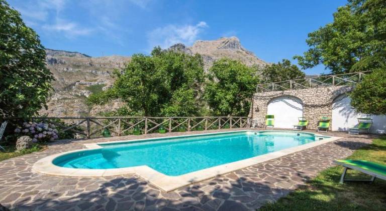 Villa with pool | Perfect for remote work — photo 4