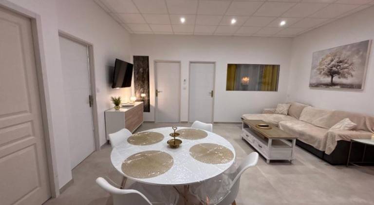 Apartment with 1 room for 4 persons — photo 3