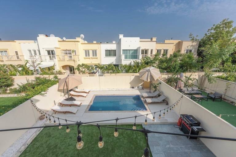 Villa Springs 10