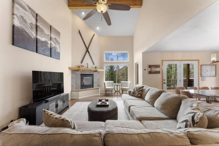 House  Silverthorne