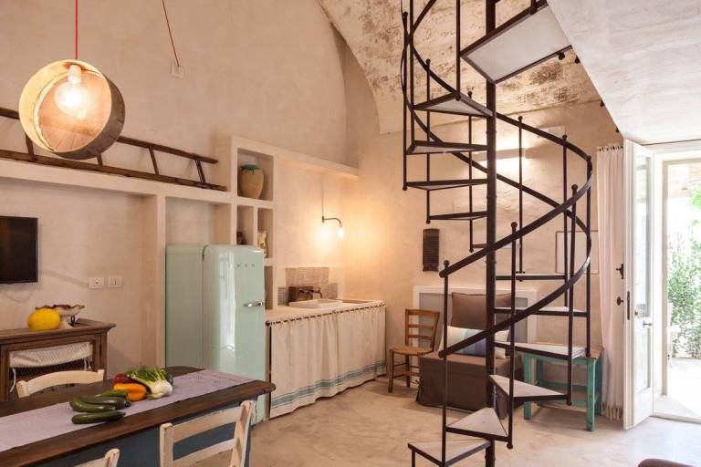 Wonderful serviced apartment with pool & yard | Pet-friendly — photo 3